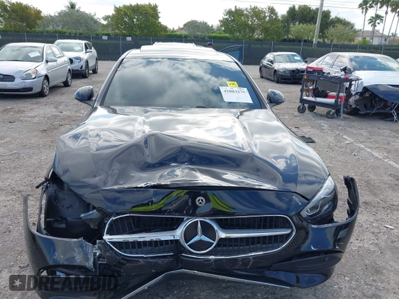 2025 Mercedes-Benz C 300 z VIN W1KAF4HB4SR251544, wystawiony jako IAAI lot #42083275 z przebiegiem 6804 mil mil oraz . Historia ofert i sprzedaży dostępna na DreamBid. Obrazek 13.