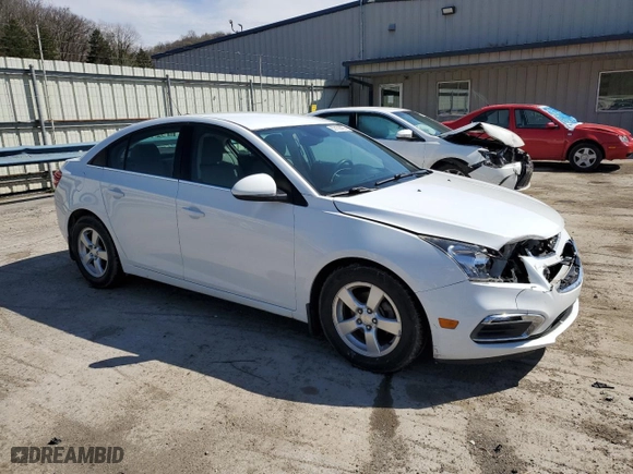 2015 Chevrolet Cruze LT with VIN 1G1PC5SB1F7286600, listed as a Copart auction lot 52152485 with 153,151 mi miles and Salvage Title. Bid and sale history available at carsss.com. Image 4.