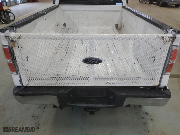 2014 Ford F-150 XL with VIN 1FTNF1CF4EKE27994, listed as a Copart auction lot 52260405 with 282,140 mi miles and Clean Title. Bid and sale history available at carsss.com. Image 10.