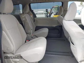 2019 Toyota Sienna LE Auto Access Seat with VIN 5TDKZ3DC1KS002876, listed as a IAAI auction lot 42105609 with 66,192 mi miles and . Bid and sale history available at DreamBid. Image 8.