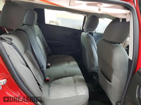 2020 Chevrolet Sonic LT z VIN 1G1JG6SB6L4123809, wystawiony jako Copart lot #42010805 z przebiegiem 40 249 mil mil oraz Szkody całkowita. Historia ofert i sprzedaży dostępna na DreamBid. Obrazek 10.