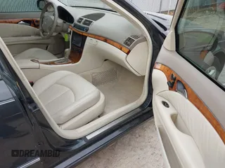 2003 Mercedes-Benz E 320 z VIN WDBUF65J33A182097, wystawiony jako IAAI lot #42396818 z przebiegiem 132 952 mil mil oraz . Historia ofert i sprzedaży dostępna na DreamBid. Obrazek 5.