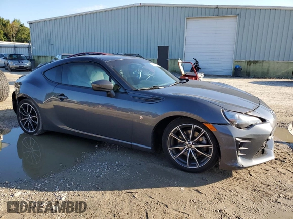 2020 Toyota 86 with VIN JF1ZNAA10L8752976, listed as a Copart auction lot 74208594 with 0 mi miles and Salvage Title. Bid and sale history available at carsss.com. Image 4.