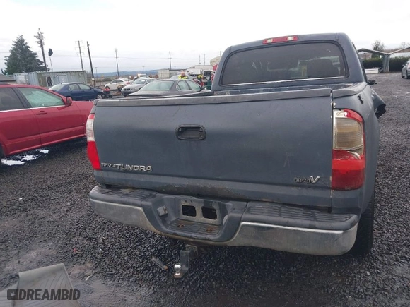 2005 Toyota Tundra SR5 with VIN 5TBET341X5S464007, listed as a IAAI auction lot 41232752 with 225,599 mi miles. Bid and sale history available at carsss.com. Image 17.