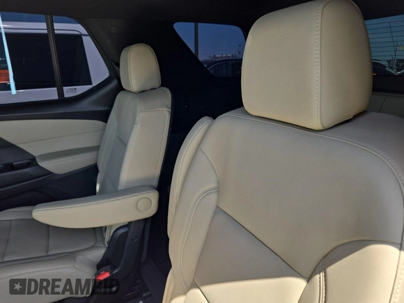 2022 Chevrolet Traverse LT with VIN 1GNERHKW7NJ177665, listed as a IAAI auction lot 42667314 with 103,830 mi miles and . Bid and sale history available at DreamBid. Image 47.