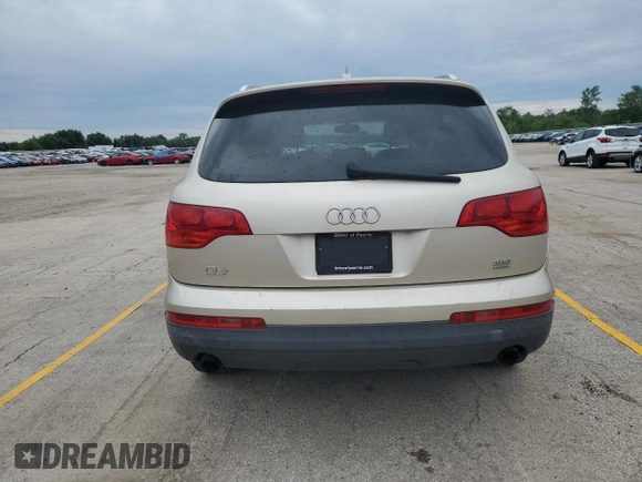 2007 Audi Q7 Premium с VIN WA1BY74L67D040062, выставлен на аукционе Copart как лот 61904725 с пробегом 120 075 миль миль и Списание • Salvage title. История ставок и продаж доступна на DreamBid. Изображение 6.