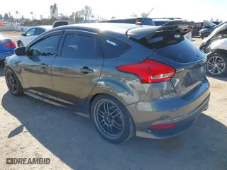 2017 Ford Focus ST with VIN 1FADP3L95HL303879, listed as a IAAI auction lot 41637468 with 92,593 mi miles. Bid and sale history available at carsss.com. Image 3.