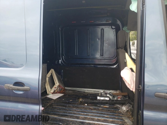 2023 Ford E-Transit Cargo z VIN 1FTBW9CK5PKA89071, wystawiony jako Copart lot #61103064 z przebiegiem Nie podano mil oraz . Historia ofert i sprzedaży dostępna na DreamBid. Obrazek 10.
