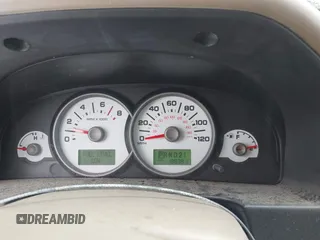 2007 Ford Escape Limited with VIN 1FMYU94147KA28554, listed as a IAAI auction lot 41599603 with 188,391 mi miles. Bid and sale history available at carsss.com. Image 7.