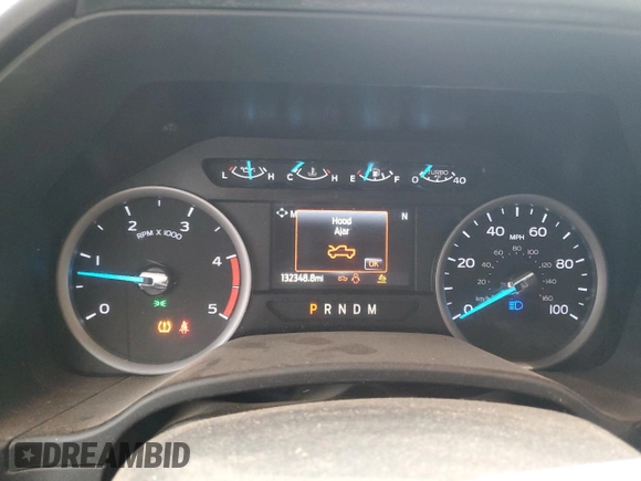2022 Ford F-350 XL with VIN 1FT8W3DT5NEC61142, listed as a Copart auction lot 44922775 with 132,348 mi miles and Salvage Title. Bid and sale history available at DreamBid. Image 9.