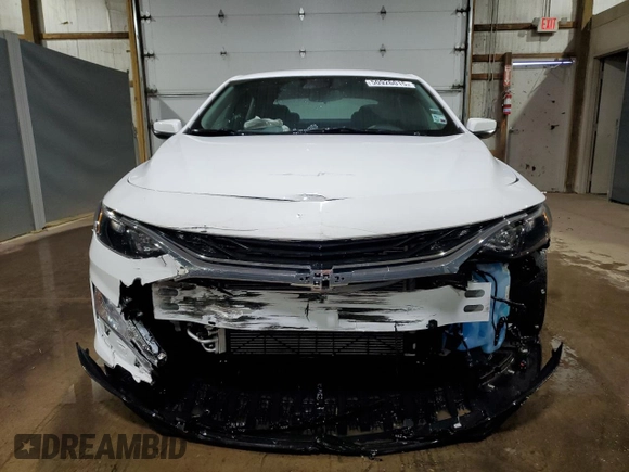 2025 Chevrolet Malibu LT with VIN 1G1ZD5ST9SF127094, listed as a Copart auction lot 50926015 with 9,533 mi miles and Clean Title. Bid and sale history available at DreamBid. Image 5.