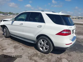 2013 Mercedes-Benz M 350 with VIN 4JGDA5JB0DA137429, listed as a IAAI auction lot 41936114 with 120,106 mi miles and . Bid and sale history available at DreamBid. Image 3.