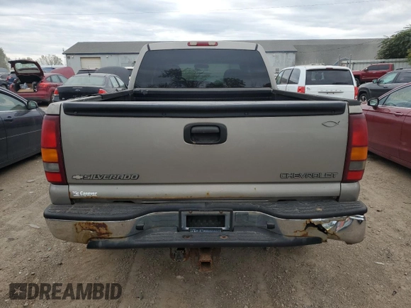 2002 Chevrolet Silverado 1500HD LT z VIN 1GCGK13U02F226620, wystawiony jako Copart lot #73842024 z przebiegiem Nie podano mil oraz Czysty tytuł • Clean title. Historia ofert i sprzedaży dostępna na DreamBid. Obrazek 6.