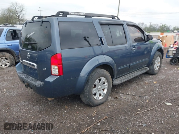 2007 Nissan Pathfinder S z VIN 5N1AR18U17C601154, wystawiony jako IAAI lot #40690847 z przebiegiem 233 307 mil mil oraz . Historia ofert i sprzedaży dostępna na DreamBid. Obrazek 4.