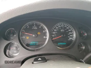 2007 Chevrolet Suburban LTZ with VIN 3GNFC16057G109940, listed as a Copart auction lot 49173865 with 205,133 mi miles and Salvage title. Bid and sale history available at DreamBid. Image 9.