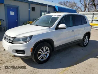 2013 Volkswagen Tiguan S with VIN WVGAV7AX3DW538510, listed as a Copart auction lot 48984495 with 121,465 mi miles and Salvage title. Bid and sale history available at DreamBid. Image 1.