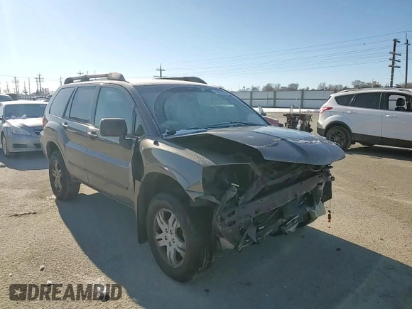 2004 Mitsubishi Endeavor LS with VIN 4A4MN21S34E061035, listed as a Copart auction lot 43833575 with 206,711 mi miles and Salvage Title. Bid and sale history available at carsss.com. Image 12.