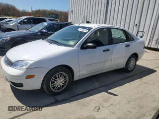 2005 Ford Focus S with VIN 1FAFP34N05W116810, listed as a Copart auction lot 53470475 with 93,708 mi miles and Clean Title. Bid and sale history available at carsss.com. Image 1.