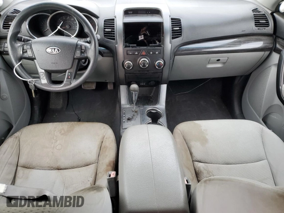 2011 Kia Sorento LX with VIN 5XYKT4A20BG158875, listed as a Copart auction lot 50928455 with 164,784 mi miles and Salvage Title. Bid and sale history available at DreamBid. Image 8.