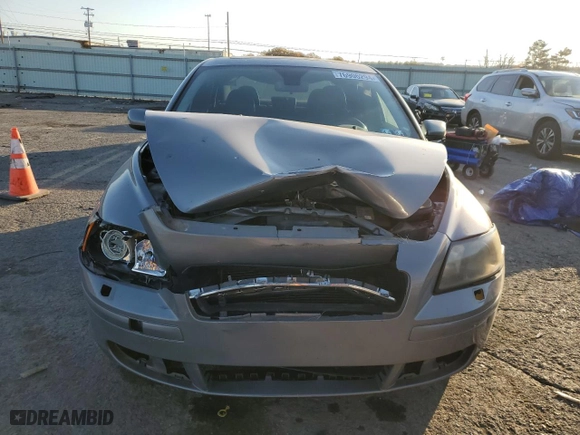 2004 Volvo S40 with VIN YV1MS382842027924, listed as a Copart auction lot 76906294 with 0 mi miles and Salvage Title. Bid and sale history available at carsss.com. Image 5.