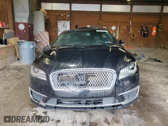 2017 Lincoln MKZ Reserve z VIN 3LN6L5F96HR612716, wystawiony jako Copart lot #60704555 z przebiegiem Nie podano mil oraz Szkoda całkowita • Salvage title. Historia ofert i sprzedaży dostępna na DreamBid. Obrazek 5.