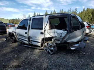1997 Chevrolet Tahoe with VIN 1GNEK13R8VJ372825, listed as a Copart auction lot 47395435 with 211,491 mi miles and Salvage Title. Bid and sale history available at carsss.com. Image 2.