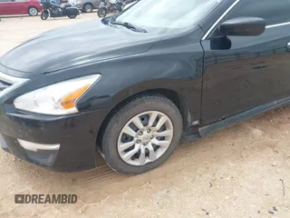 2014 Nissan Altima SV with VIN 1N4AL3AP1EN360421, listed as a IAAI auction lot 42065835 with 189,998 mi miles and . Bid and sale history available at DreamBid. Image 6.