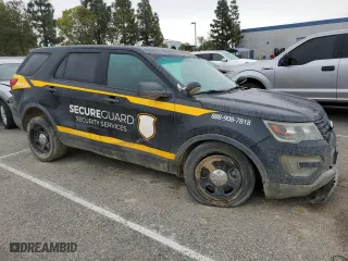 2017 Ford Police Interceptor Utility with VIN 1FM5K8AR2HGB47088, listed as a Copart auction lot 49014255 with 115,666 mi miles and Clean Title. Bid and sale history available at carsss.com. Image 4.