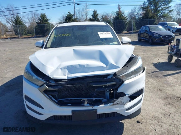 2016 Hyundai Tucson SE with VIN KM8J23A48GU127546, listed as a IAAI auction lot 41813750 with 108,107 mi miles. Bid and sale history available at carsss.com. Image 12.