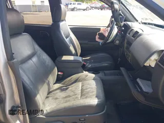 2005 GMC Canyon 1SF SLE Z71 z VIN 1GTDT136658195884, wystawiony jako IAAI lot #42243052 z przebiegiem 146 432 mil mil oraz . Historia ofert i sprzedaży dostępna na DreamBid. Obrazek 5.