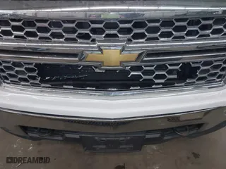 2014 Chevrolet Silverado 1500 LT with VIN 3GCUKREC3EG524507, listed as a IAAI auction lot 41865693 with 207,023 mi miles. Bid and sale history available at carsss.com. Image 6.