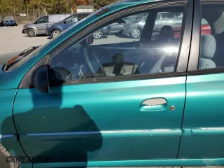 2001 Kia Rio with VIN KNADC123016049295, listed as a Copart auction lot 77770704 with 76,425 mi miles and Clean Title. Bid and sale history available at carsss.com. Image 7.