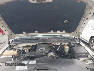 2002 Chevrolet Silverado 1500 LS with VIN 1GCEK14V52Z236850, listed as a IAAI auction lot 42245642 with 312,375 mi miles and . Bid and sale history available at DreamBid. Image 10.