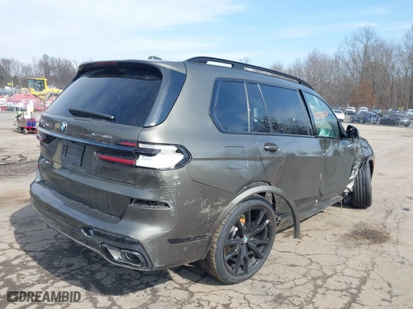 2025 BMW X7 xDrive40i with VIN 5UX23EM07S9W53333, listed as a IAAI auction lot 41651402 with 6,591 mi miles. Bid and sale history available at carsss.com. Image 4.