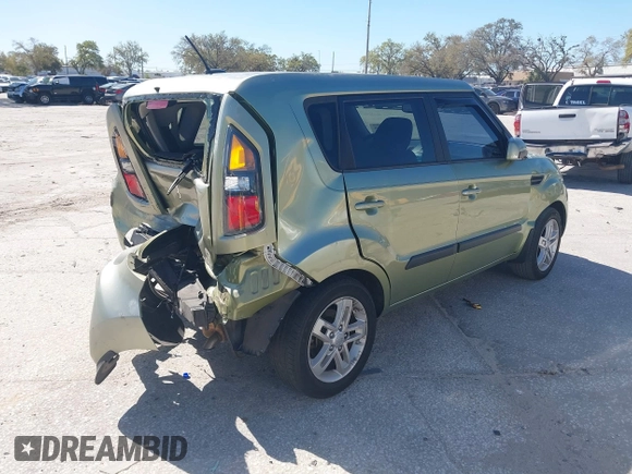 2011 Kia Soul + with VIN KNDJT2A21B7256665, listed as a IAAI auction lot 41741905 with 56,312 mi miles. Bid and sale history available at carsss.com. Image 4.