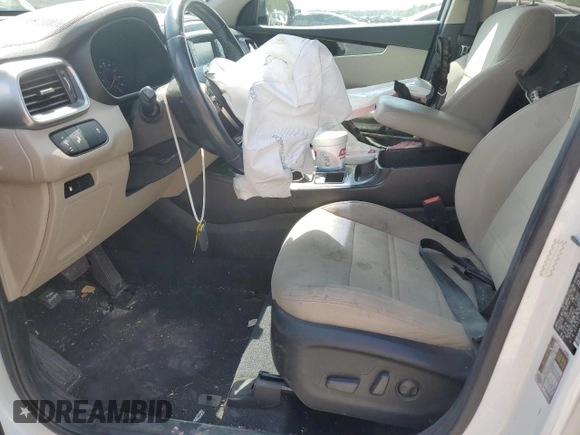 2020 Kia Sorento S z VIN 5XYPG4A55LG696039, wystawiony jako Copart lot #53807265 z przebiegiem 81 001 mil mil oraz Szkoda całkowita • Salvage title. Historia ofert i sprzedaży dostępna na DreamBid. Obrazek 7.