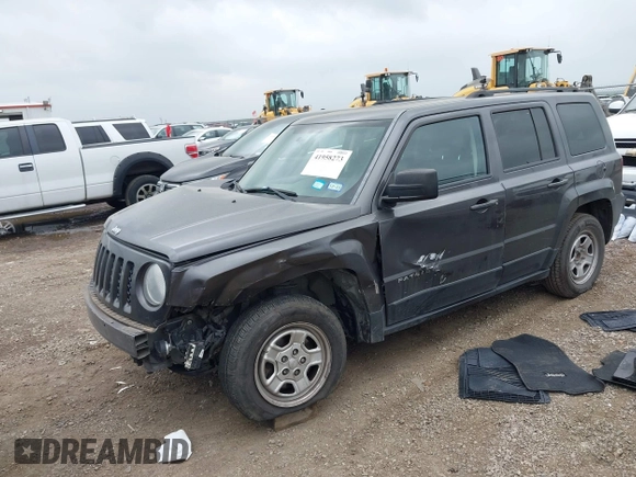 2016 Jeep Patriot Sport with VIN 1C4NJPBA8GD600091, listed as a IAAI auction lot 41958273 with 165,876 mi miles and . Bid and sale history available at carsss.com. Image 2.