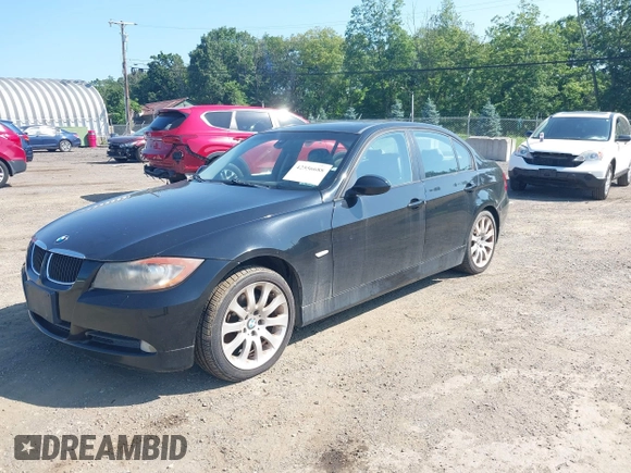 2006 BMW 3 Series 325xi with VIN WBAVD13536KV06147, listed as a IAAI auction lot 42556688 with 164,737 mi miles and . Bid and sale history available at DreamBid. Image 2.