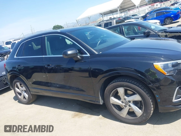 2019 Audi Q3 Premium with VIN WA1AECF33K1086047, listed as a IAAI auction lot 41905218 with 51,802 mi miles. Bid and sale history available at carsss.com. Image 13.