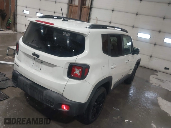 2017 Jeep Renegade Latitude with VIN ZACCJBBB9HPG18671, listed as a IAAI auction lot 41554578 with 75,248 mi miles. Bid and sale history available at carsss.com. Image 4.