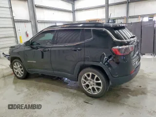 2024 Jeep Compass Latitude Lux z VIN 3C4NJDFN8RT164626, wystawiony jako Copart lot #57992635 z przebiegiem 14 379 mil mil oraz Czysty tytuł • Clean title. Historia ofert i sprzedaży dostępna na DreamBid. Obrazek 2.