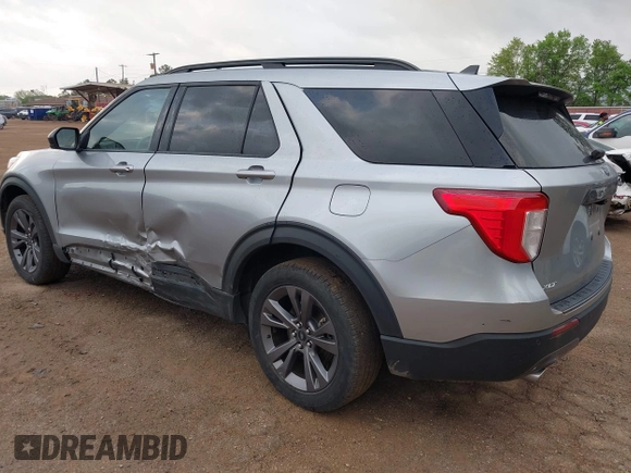 2022 Ford Explorer XLT z VIN 1FMSK7DH2NGB99767, wystawiony jako IAAI lot #41945162 z przebiegiem 59 383 mil mil oraz . Historia ofert i sprzedaży dostępna na DreamBid. Obrazek 3.