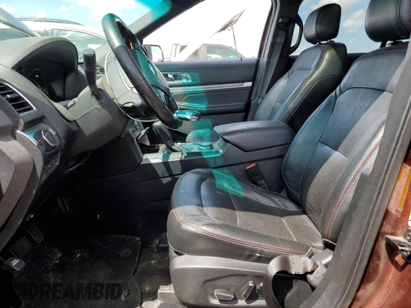 2016 Ford Explorer Sport с VIN 1FM5K8GT8GGD11171, выставлен на аукционе Copart как лот 62823625 с пробегом 163 792 миль миль и Списание • Salvage title. История ставок и продаж доступна на DreamBid. Изображение 7.