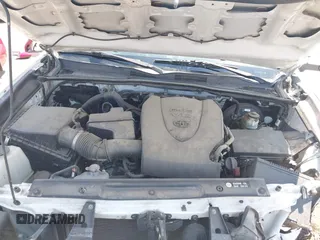 2017 Toyota Tacoma SR5 with VIN 3TMBZ5DN3HM008801, listed as a IAAI auction lot 42660672 with 132,871 mi miles and . Bid and sale history available at DreamBid. Image 10.