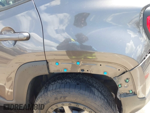 2018 Jeep Renegade Latitude with VIN ZACCJBBB3JPG94814, listed as a IAAI auction lot 42059415 with 73,177 mi miles and . Bid and sale history available at DreamBid. Image 6.