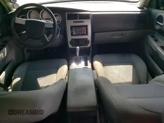 2006 Dodge Magnum z VIN 2D4FV47V86H414767, wystawiony jako Copart lot #72687004 z przebiegiem 245 247 mil mil oraz Nie do naprawy • Non repairable. Historia ofert i sprzedaży dostępna na DreamBid. Obrazek 8.