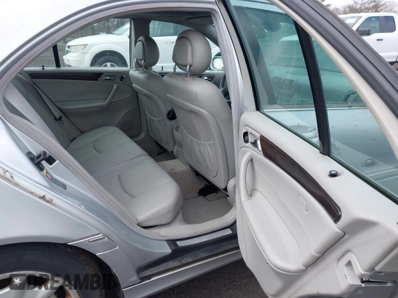 2005 Mercedes-Benz C 240 with VIN WDBRF81J85F682852, listed as a IAAI auction lot 41928945 with 106,981 mi miles and . Bid and sale history available at DreamBid. Image 8.