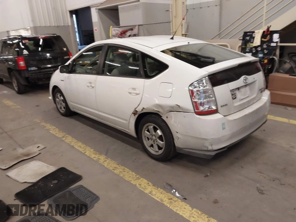 2007 Toyota Prius with VIN JTDKB20U677677976, listed as a IAAI auction lot 41777887 with 211,290 mi miles. Bid and sale history available at carsss.com. Image 3.