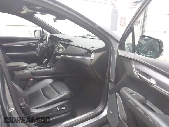 2021 Cadillac XT5 AWD Luxury with VIN 1GYKNBR42MZ165944, listed as a IAAI auction lot 42062750 with 51,592 mi miles and . Bid and sale history available at DreamBid. Image 5.