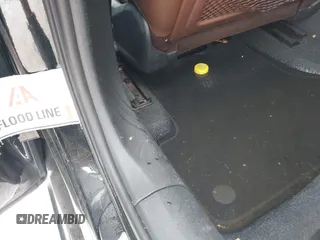 2015 Audi A6 Premium с VIN WAUCFAFC4FN025561, выставлен на аукционе IAAI как лот 40055184 с пробегом 99 744 миль миль и . История ставок и продаж доступна на DreamBid. Изображение 13.
